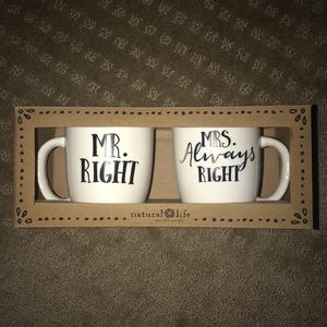 Mr. & Mrs. Mugs. NWT